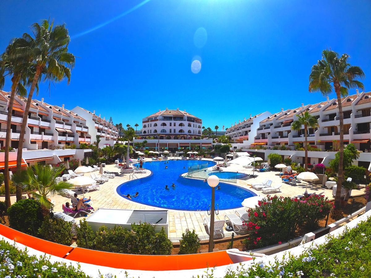 Parque Santiago I - 2 Bedroom - 1 Bathroom - Open Plan Living - Kitchen Area - Extra Large Balcony - First Floor Apartment Playa de las Américas Eksteriør billede